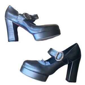 NEW Silver Platform Retro 90’s Style, Grunge, Mary Jane, Pumps 10.5 US / 42 EU